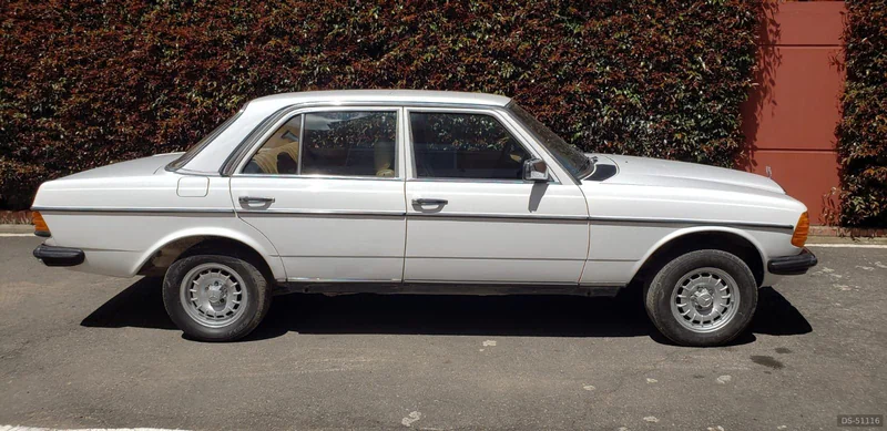 1984 Mercedes-Benz 1984 in Cajicá 3