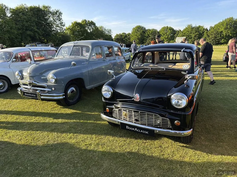 1957 Standard 8 Gold Star in Long Itchington 3