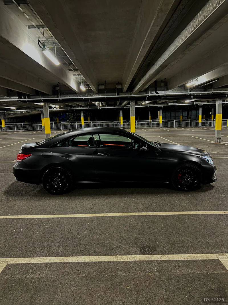 2015 Mercedes-Benz E220d in London 3