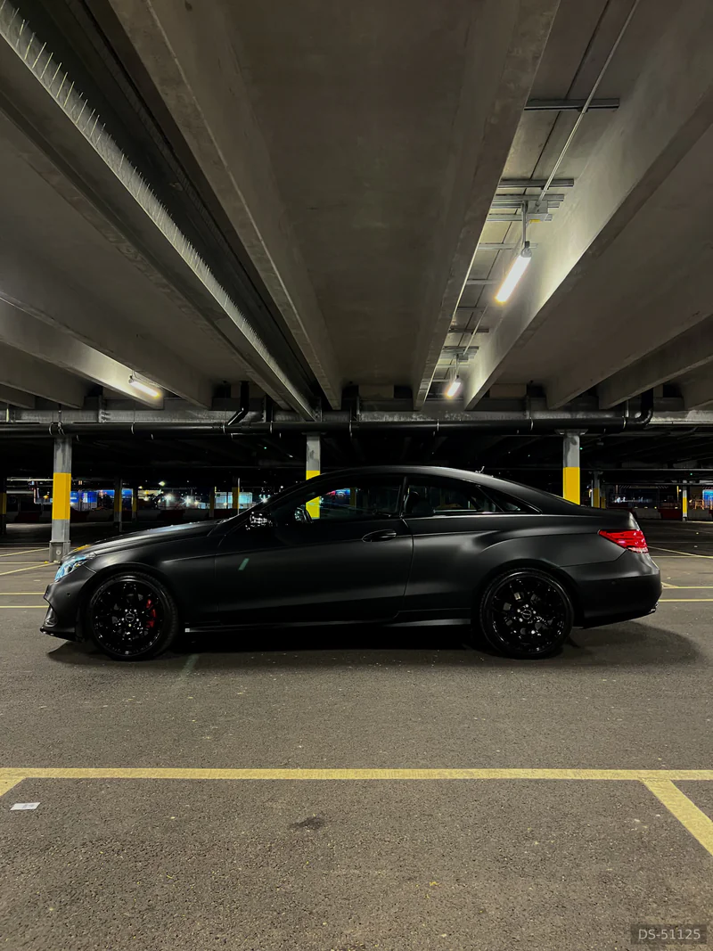 2015 Mercedes-Benz E220d in London 8