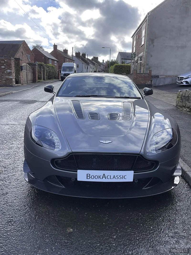 2018 Aston Martin V12