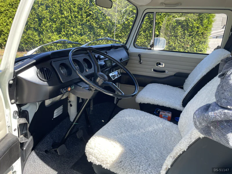 1972 Volkswagen Transporter Buss in Sofiemyr 6