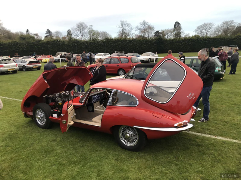 1964 Jaguar E-type in Bedford 9