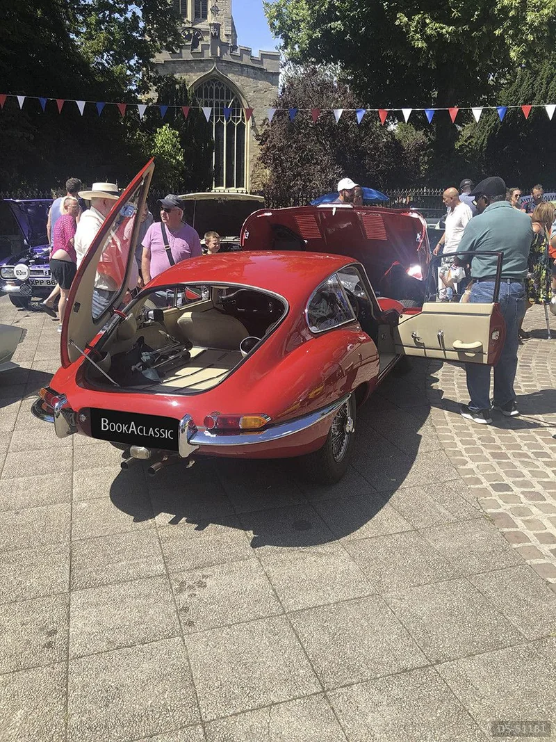 1964 Jaguar E-type in Bedford 6