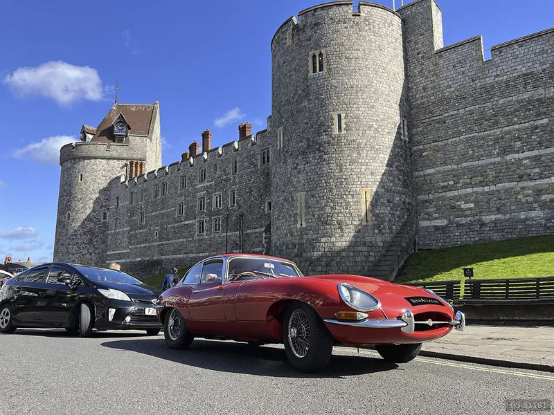 1964 Jaguar E-type in Bedford 4
