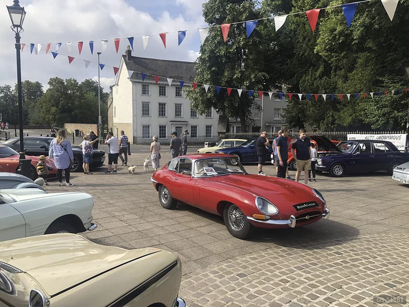 1964 Jaguar E-type in Bedford 7
