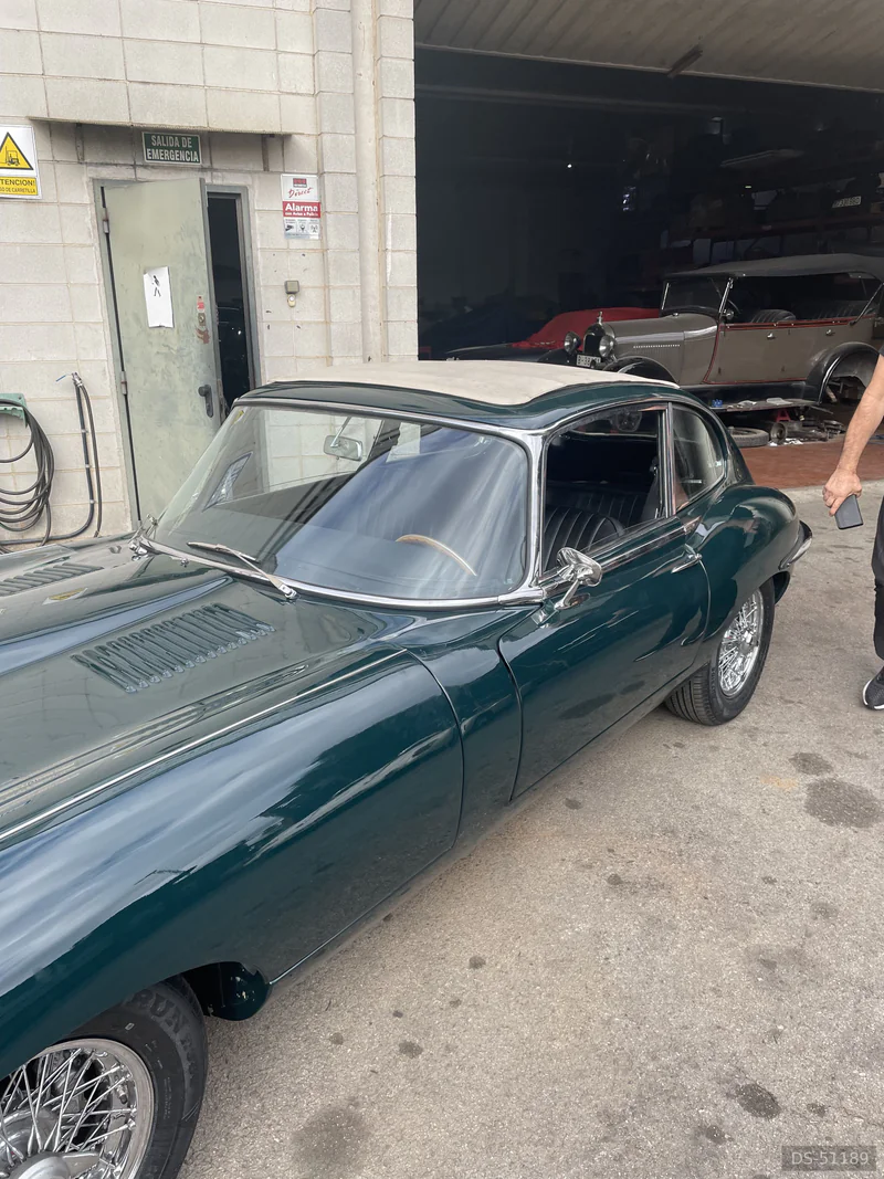 1967 Jaguar E Type in Barcelona 3