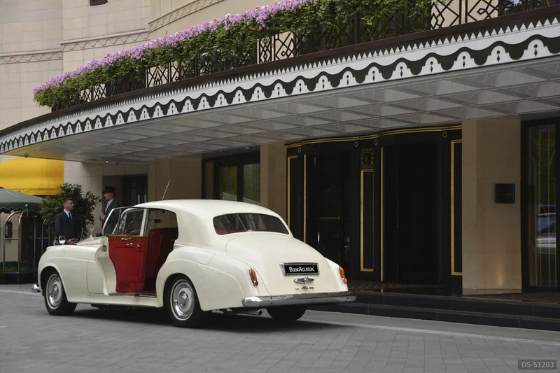 1960 Rolls-Royce Silver Cloud in London 5