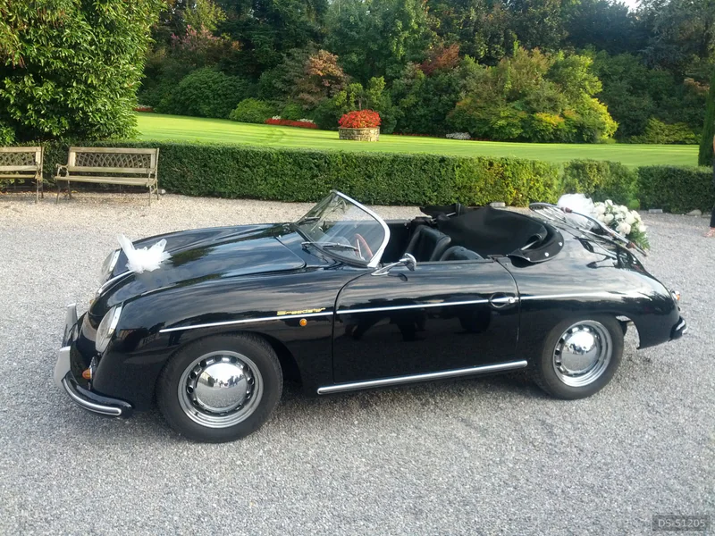 1956 Porsche 356 Speedster in Seregno 9