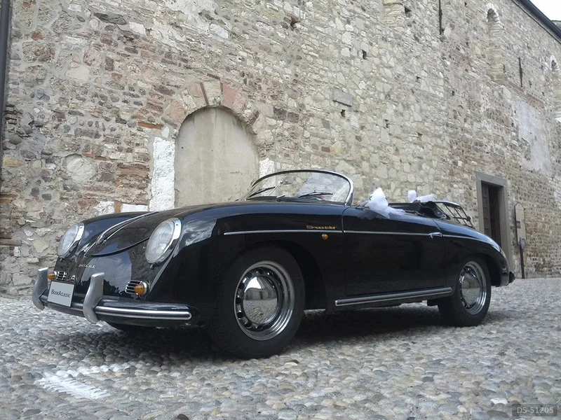 1956 Porsche 356 Speedster in Seregno 6