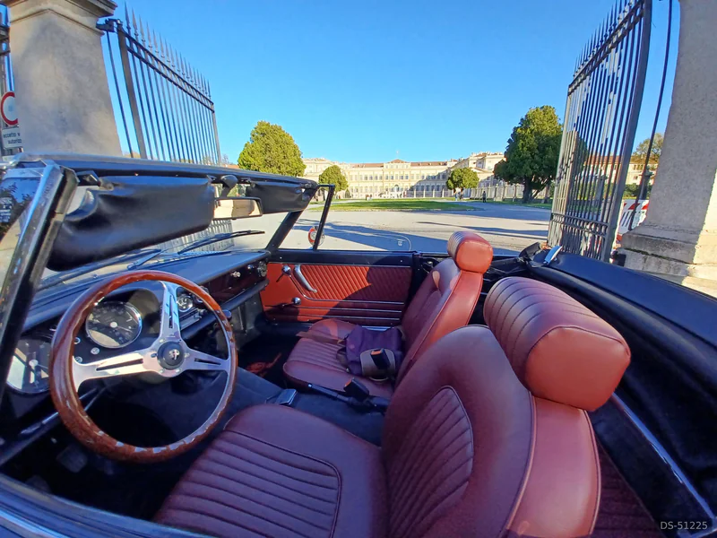 1971 Alfa Romeo Duetto Coda Tronca in Seregno 4