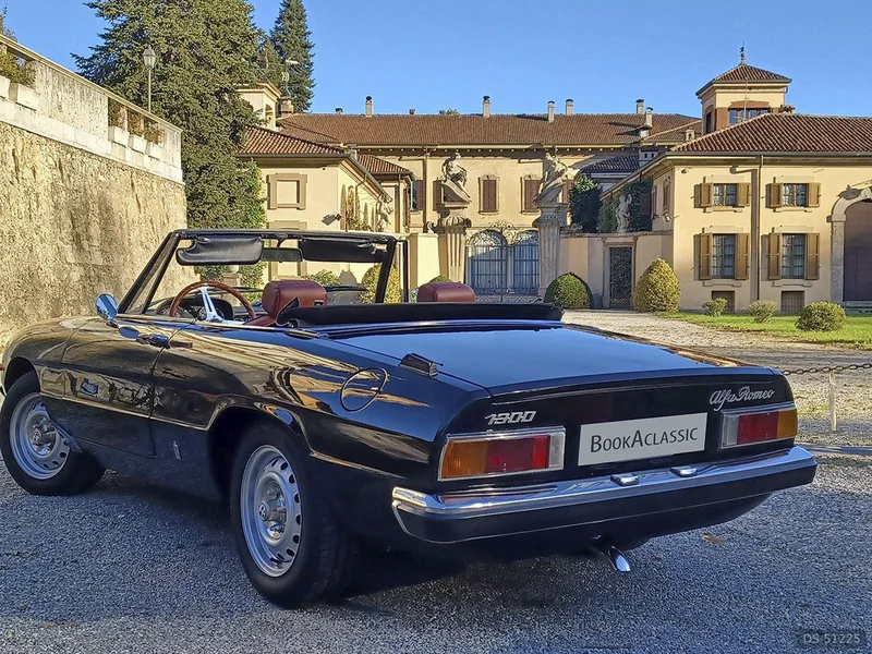 1971 Alfa Romeo Duetto Coda Tronca in Seregno 2