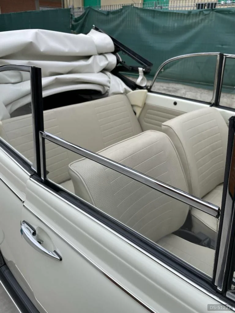 1970 Volkswagen Maggiolone Cabrio in Seregno 4