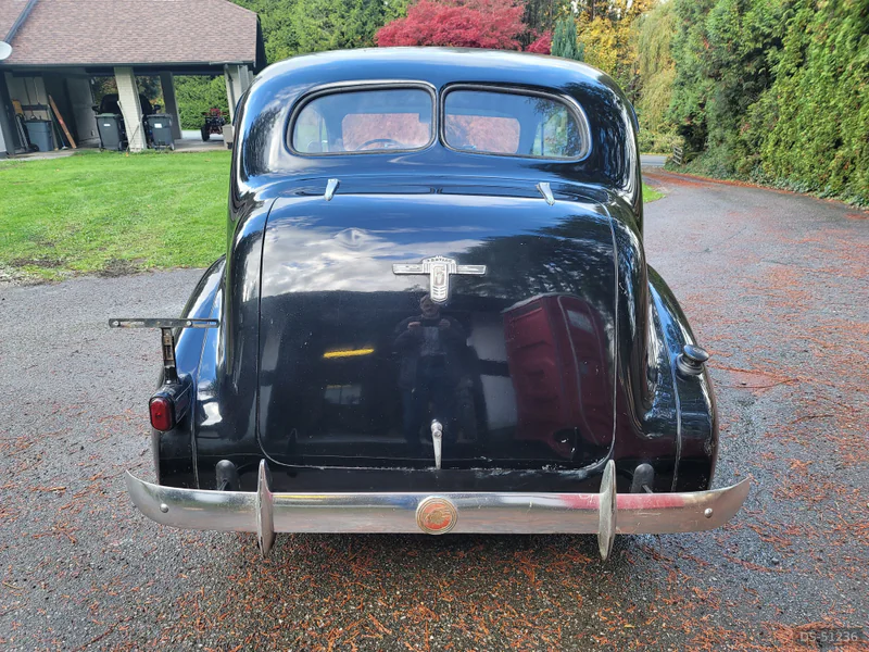 1938 Pontiac Sedan in Langley 2