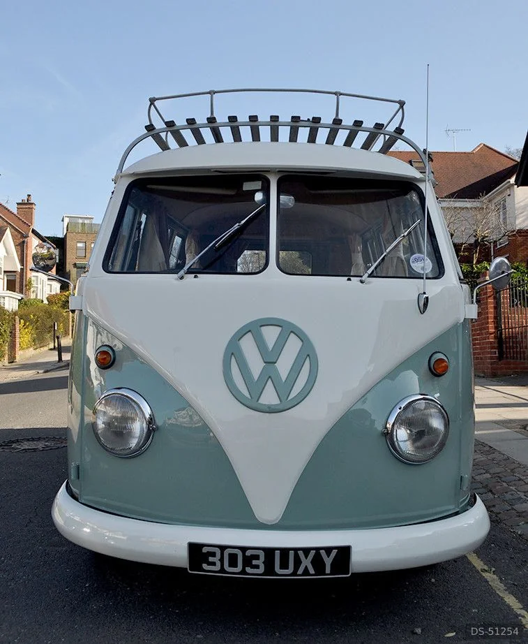 1961 Volkswagen Splitscreen Camper Van in London 2