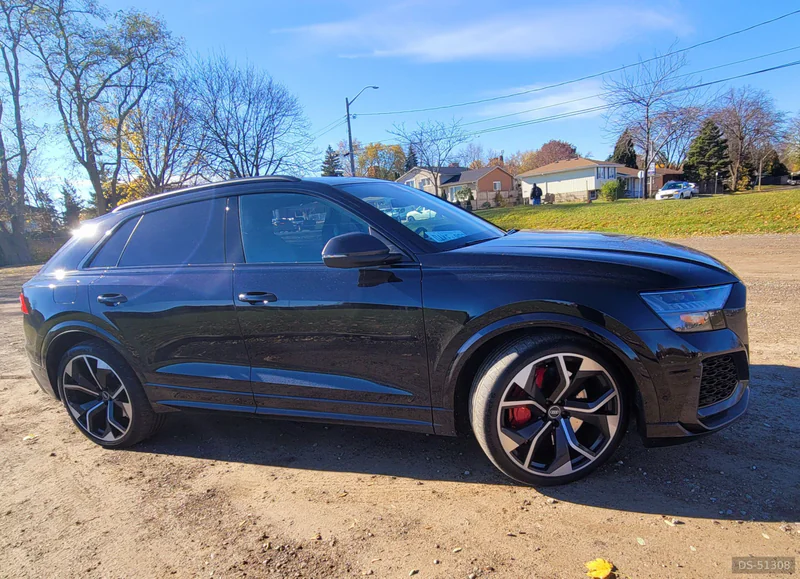 2021 Audi Rsq8 in Hamilton 3