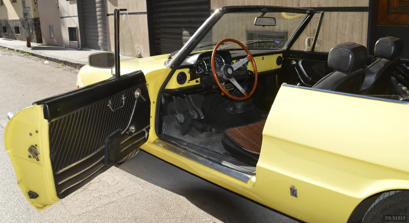 1974 Alfa Romeo Spider Coda Tronca in Napoli 6