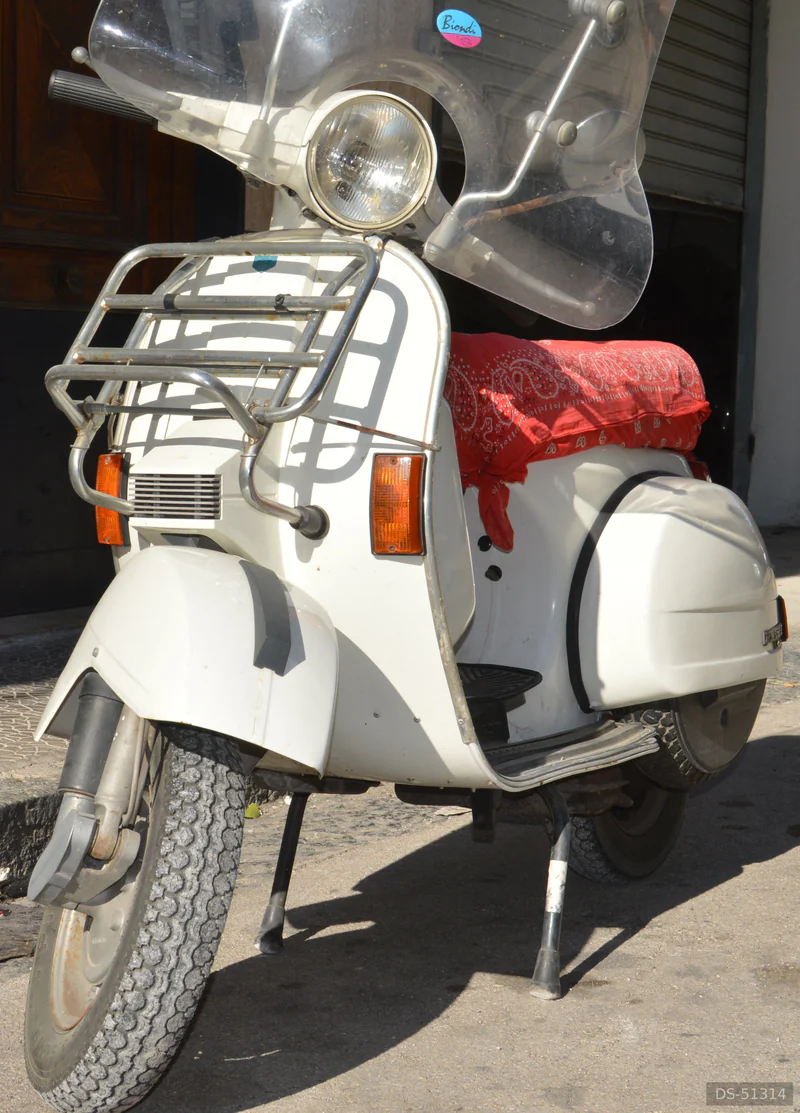 1984 Piaggio Vespa in Napoli 5