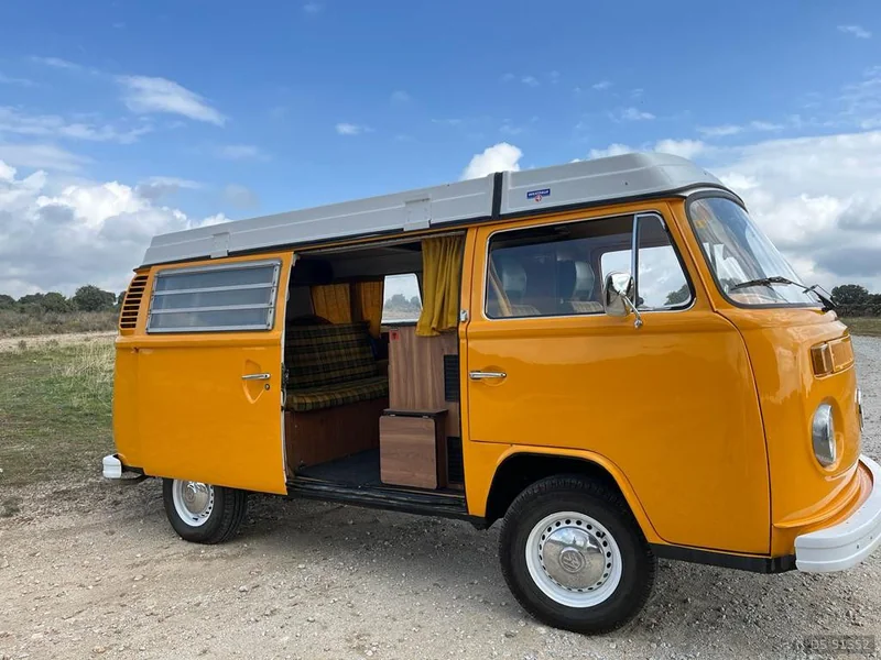 1977 Volkswagen T2 B Westfalia in Madrid 5