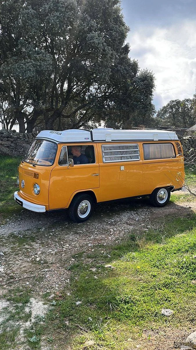 1977 Volkswagen T2 B Westfalia in Madrid 4