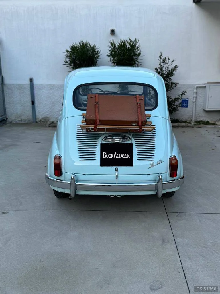 1968 Fiat 600 in Seregno 10