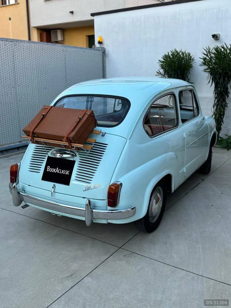 1968 Fiat 600 in Seregno 5