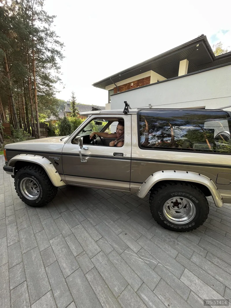 1989 Ford Bronco 2 Xlt in Parcela-obory 6