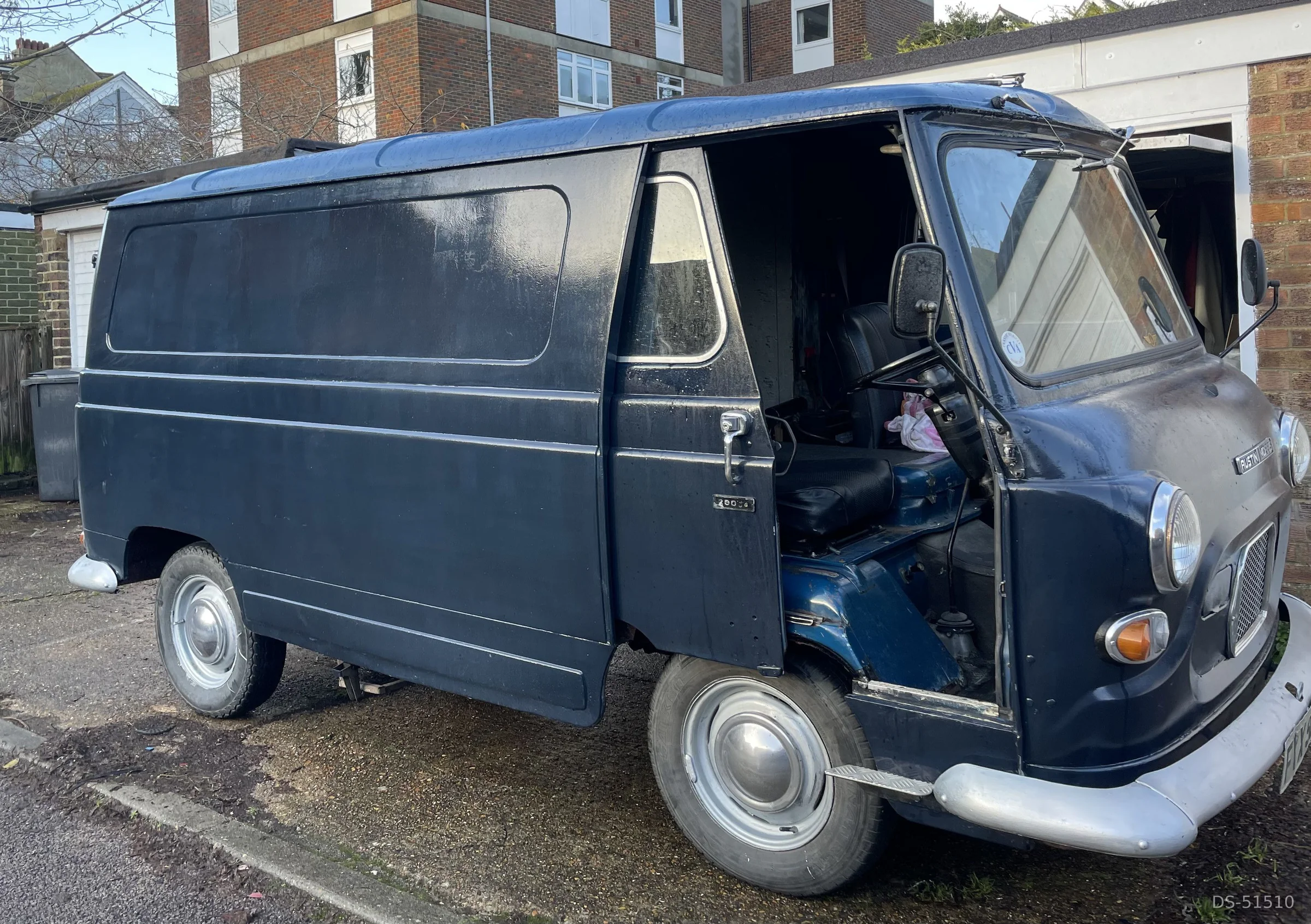 1970 Austin Morris J4