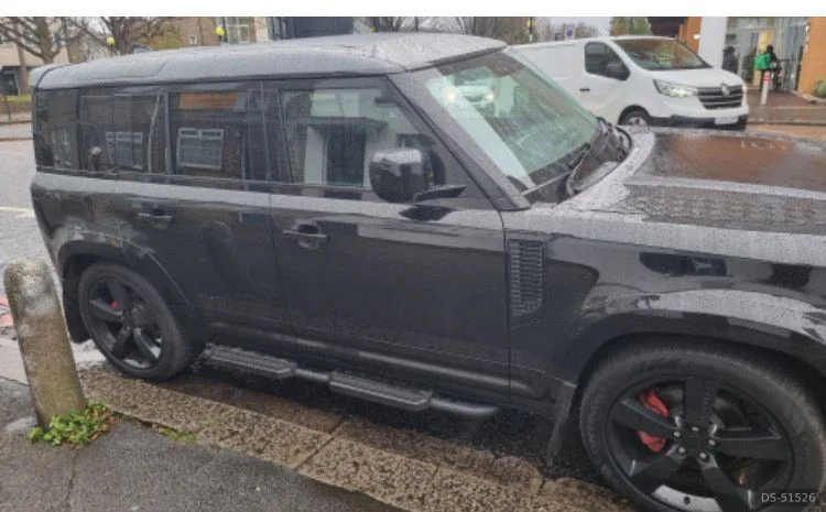2021 Land Rover Defender 110 in London 2