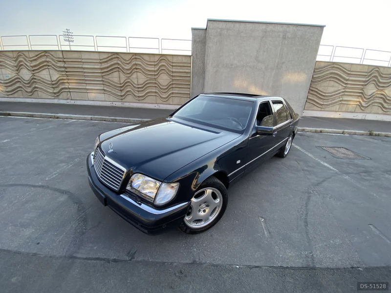 1998 Mercedes-Benz S500 in Praha 5