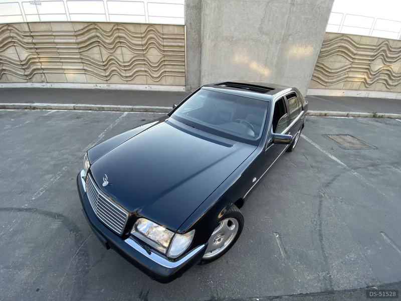1998 Mercedes-Benz S500 in Praha 7