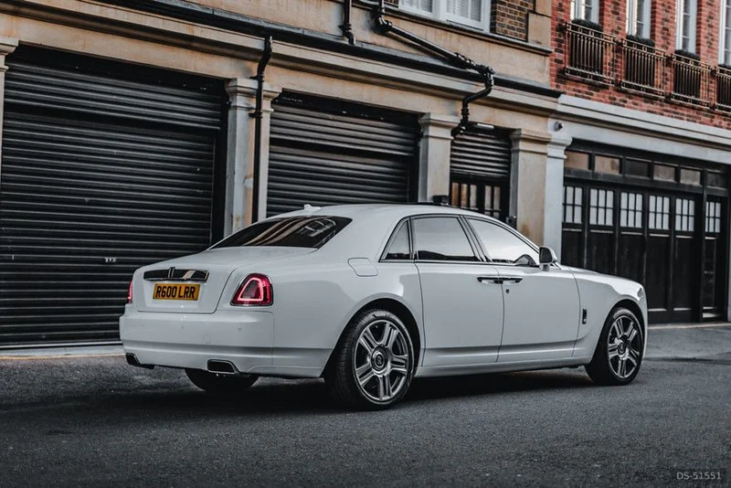 2016 Rolls-Royce Ghost in London 3