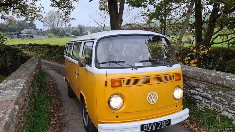 1975 Volkswagen T2 Transporter in London 8