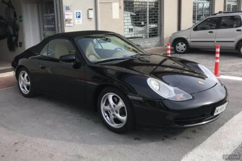 1998 Porsche Carrera 996 Cabrio in Salerno
