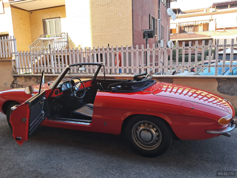 1968 Alfa Romeo Duetto in Tivoli 9
