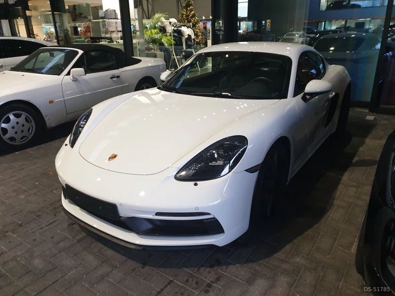 2021 Porsche Cayman Gts 4.0 in Villers-perwin 7