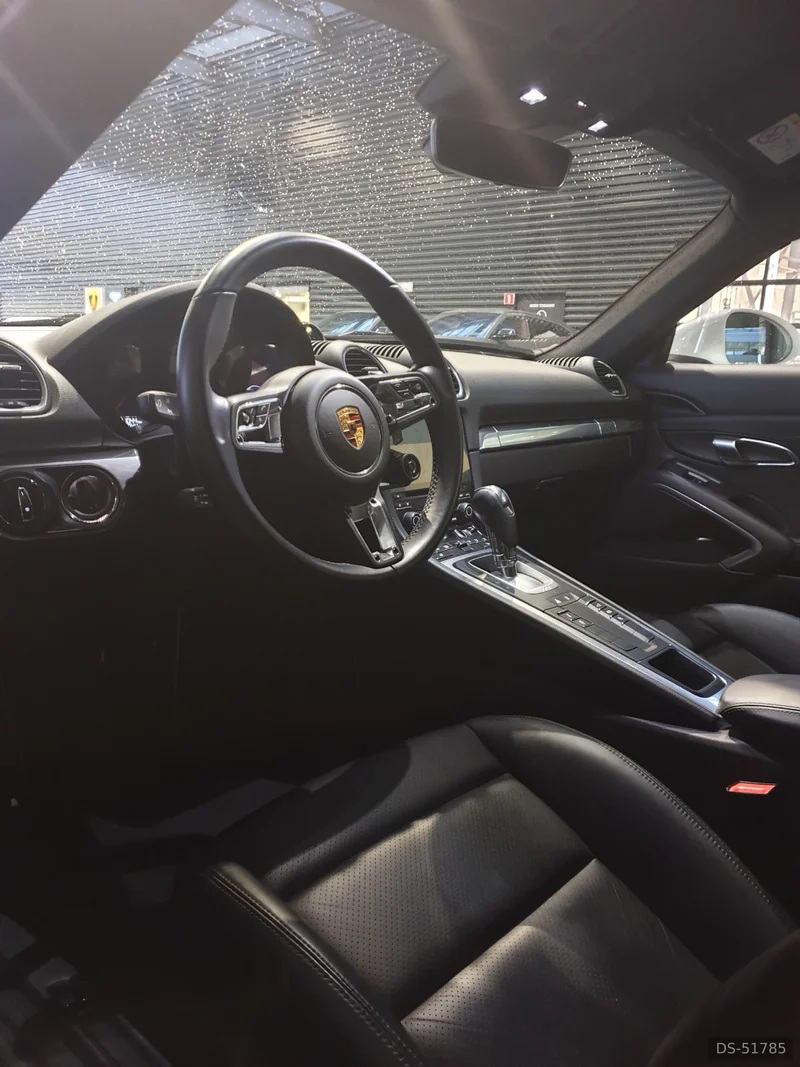 2021 Porsche Cayman Gts 4.0 in Villers-perwin 11