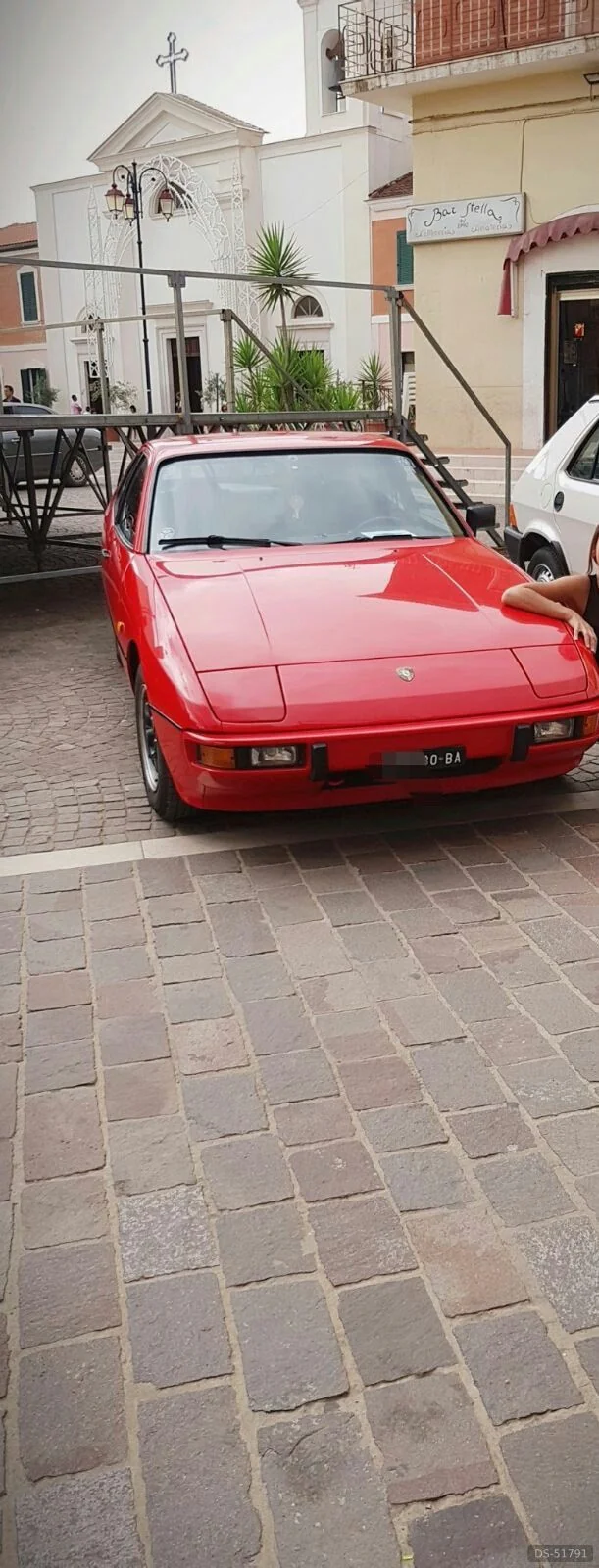 1982 Porsche 924 in Cerignola 2