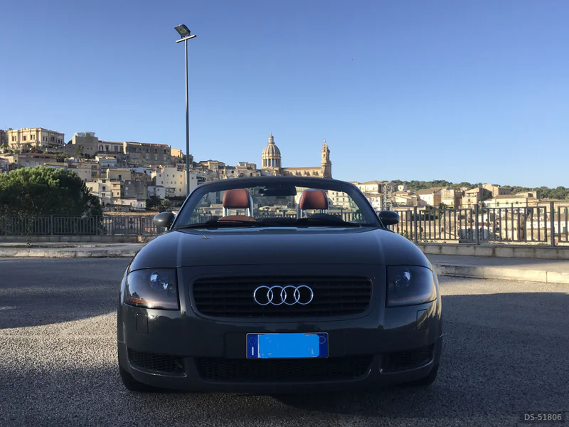 2003 Audi Tt in Modica