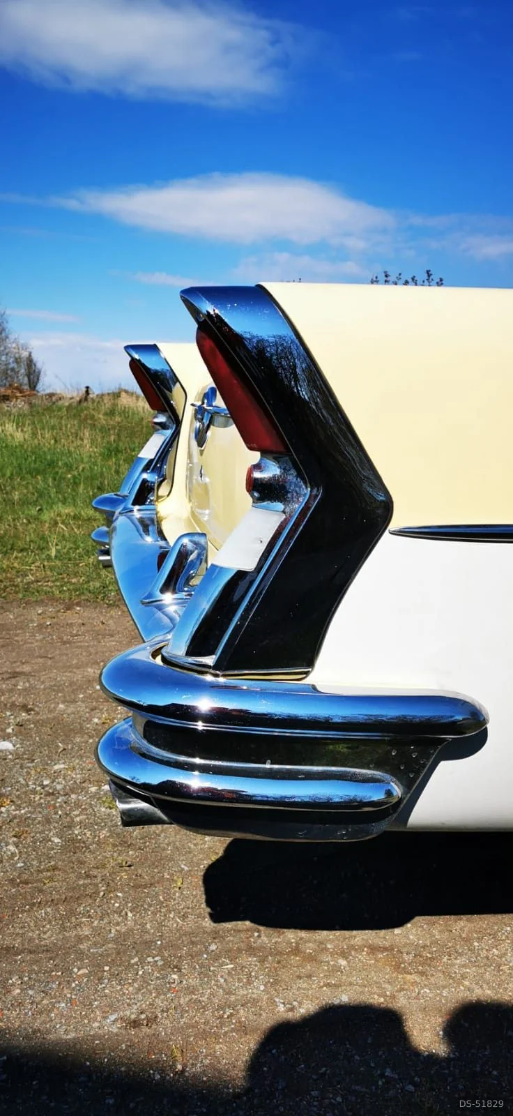 1956 Buick Special Convertible in Veikkola 5