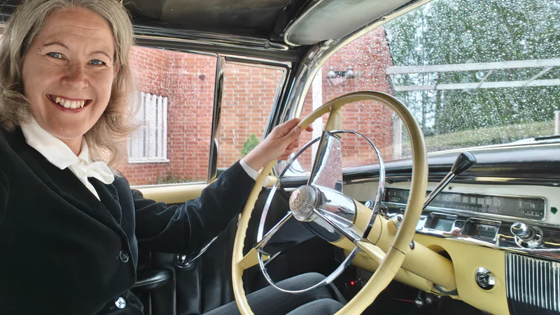 1956 Buick Special Convertible in Veikkola 8