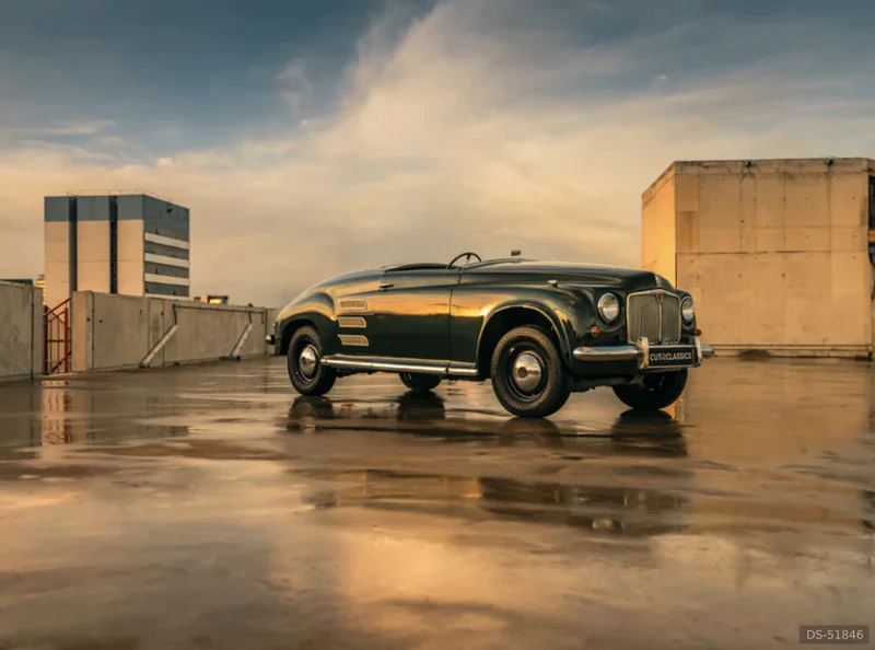 1952 Rover Jet1 in London 9