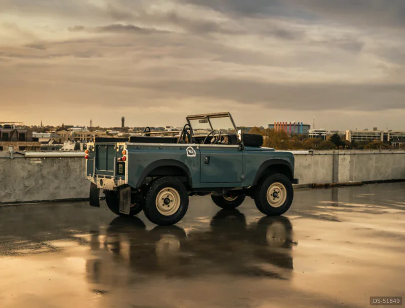 1980 Land Rover Series III in London 3