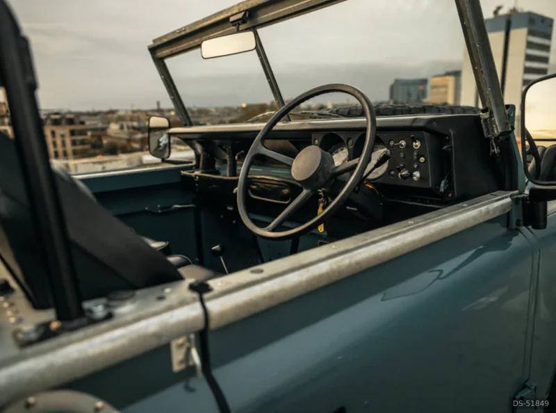 1980 Land Rover Series III in London 7