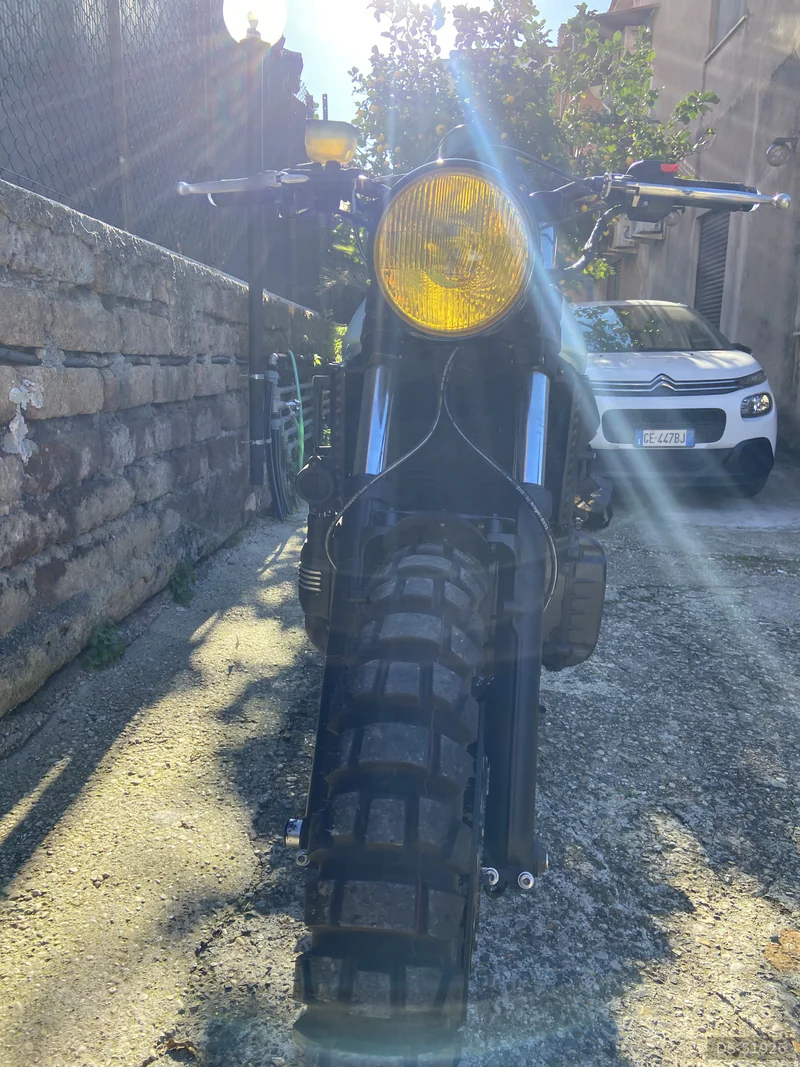 1990 BMW K1100 in Roma 2