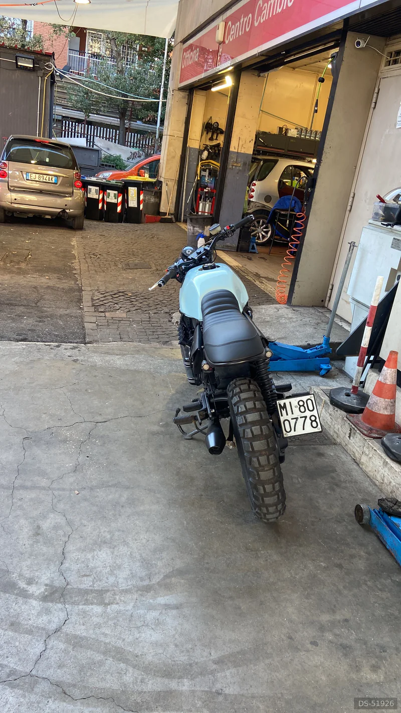 1990 BMW K1100 in Roma 6