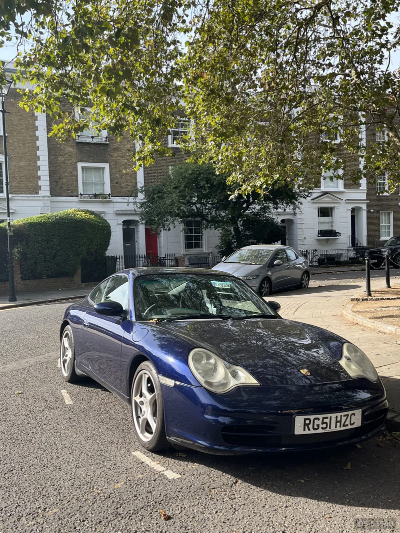 2001 Porsche 991 996 in London 1