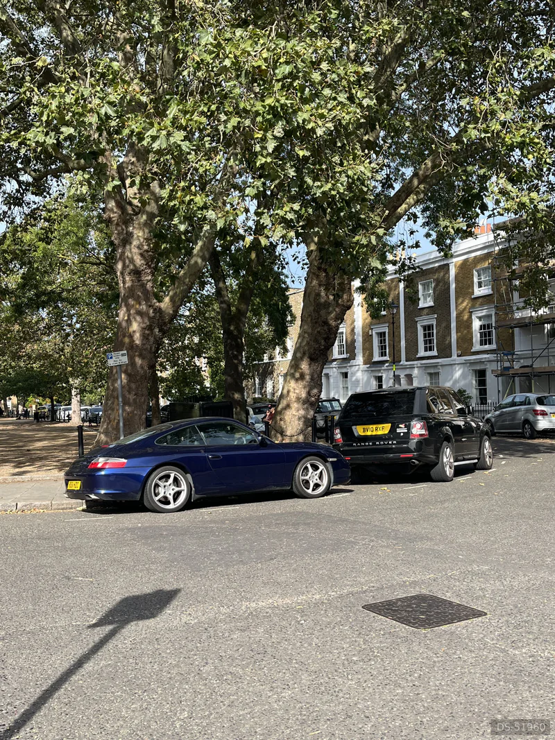2001 Porsche 991 996 in London 4