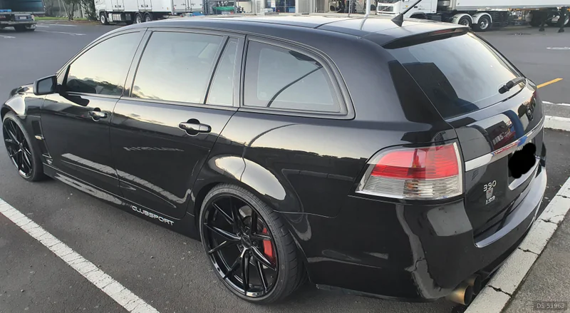 2008 Holden Commodore R8 Tourer Station Wagon in Auckland 4