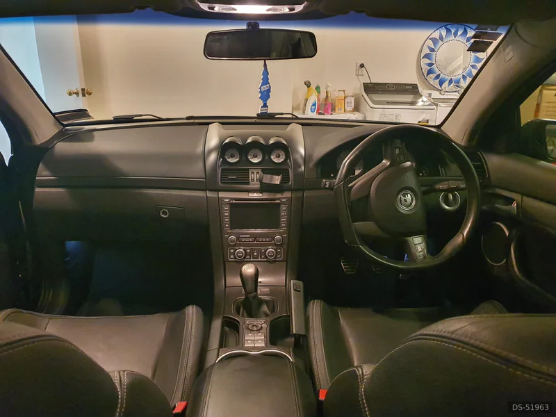 2008 Holden Commodore R8 Tourer Station Wagon in Auckland 11